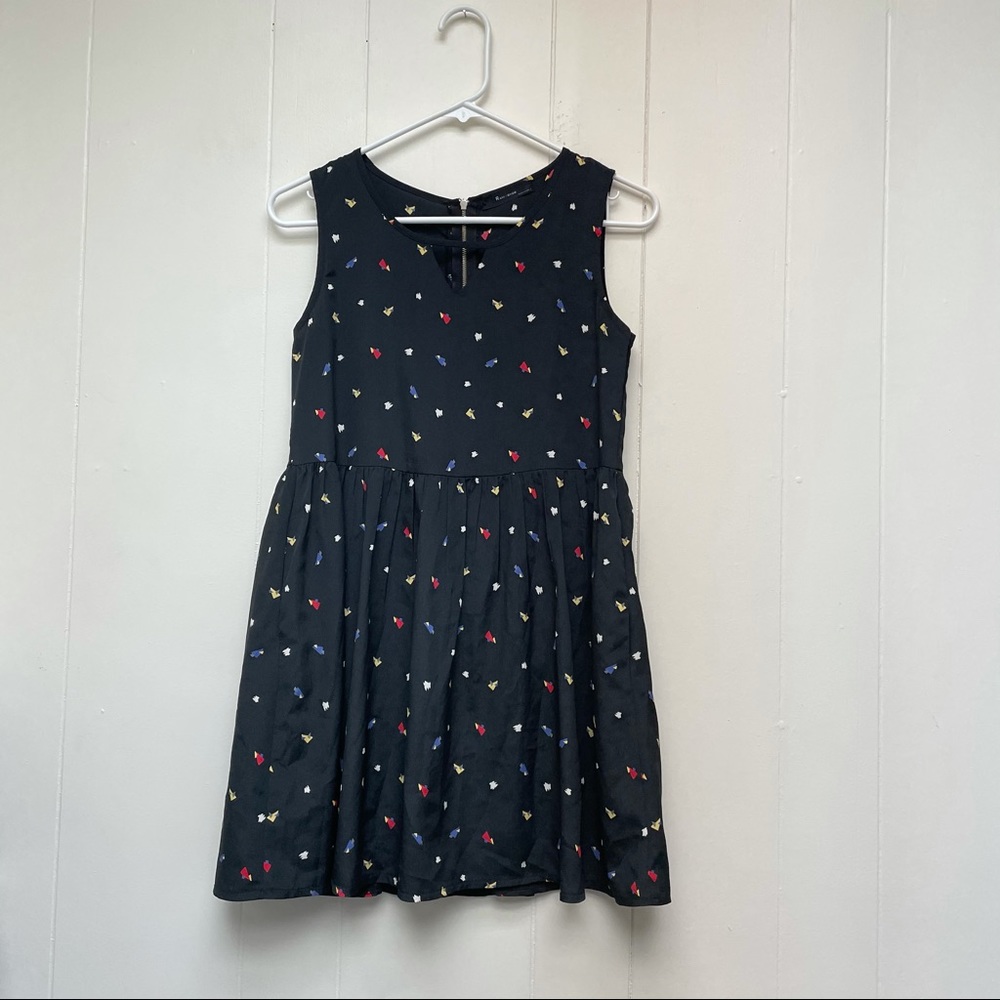 Rani Show Black Sleeveless Patterned Dress